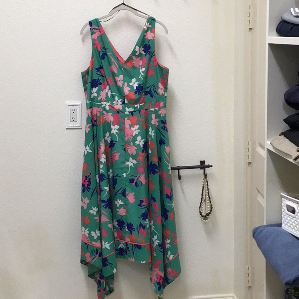 Floral Green Sleeveless Dress